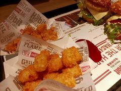 -The Habit Burger Grill 哈比特汉堡(复兴soho店)