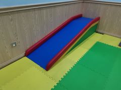 -哲学苑亲子园·早教婴儿托育·婴儿游泳(颐龙湾店)