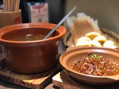 -有红鸡毛店·川菜(建设路店)