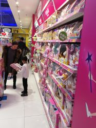 -玩具反斗城(王府井购物中心店)