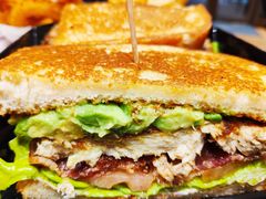 -The Habit Burger Grill 哈比特汉堡(爱琴海店)