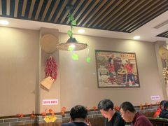 大堂-地锅公社·现炒地锅鸡·地锅鱼·夜宵(罗锦路店)