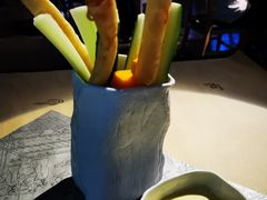 -穹六人间 people 6(岳阳路店)