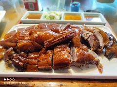 -凤阁楼果木烧鹅(鹤山陈山店)