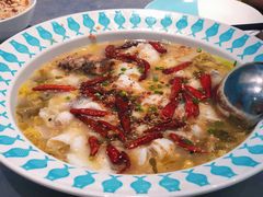 头牌酸菜鲈鱼（中份）-姚姚酸菜鱼·金戈戈香港豉油鸡(喜荟城联名店)