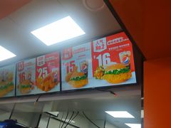 -华莱士·全鸡汉堡(四道街店)
