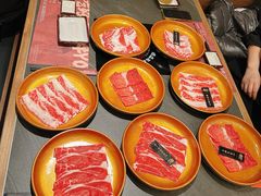 -牛YO寿喜烧·铁板烧和牛火锅自助(市府恒隆店)