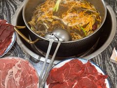 -乳仔牛牦牛汤锅 烤羊排(松潘古城店)