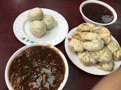 -小胖包子王(光明楼店)