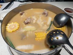 -肥仔文澳门猪骨煲(南京西路店)