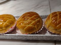 酥皮水牛奶菠萝包-陶陶居·雅园(凯华国际店)