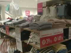 -优衣库(北京万柳华联购物中心店)