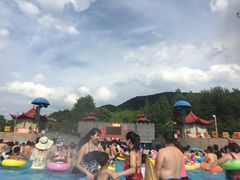 -汤山欢乐水世界