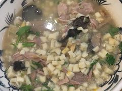 -秦香陕西食府(华贸天地店)
