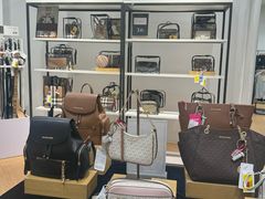-唯品会(北京国瑞城店)