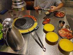-猪掌柜韩国烤肉(六折店)