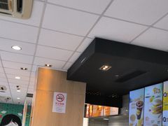 -麦当劳(松江南乐得来速店)