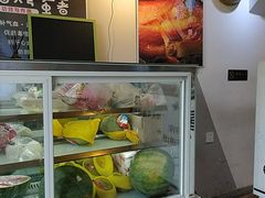 -津椰本·海南正宗椰奶清补凉(店一店)
