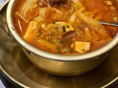 酸汤肥牛-本炙炭烤·蒲烧活鳗料理店(金沙洲店)