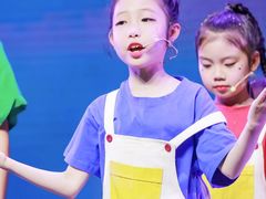 -蓝话筒·少儿成人演讲口才·主持朗诵·戏剧表演(大华第一坊店)