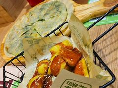 -甲乙饼·北京手工肉饼(西直门凯德茂店)