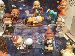 -泡泡玛特POPMART(世豪广场店)