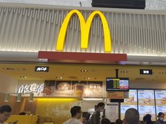 -麦当劳(深圳北站B2检票口楼上)