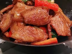 农家红烧土猪肉-源牌酒店·家常六安菜