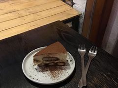 提拉米苏-巷口咖啡馆