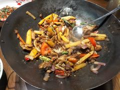 -富正毅三下锅·湘西韵味(天门山索道店)