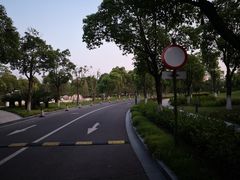 -上海滴水湖皇冠假日酒店