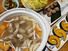 -龙泉人椰子鸡·糟粕醋·地标海南菜(龙昆南店)