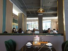 大堂-龙凤点心·饼家(松岗店)