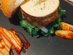 -HIGH FIVE哈福手工汉堡(桂林路店)