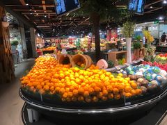 -中百仓储超市有限公司(越秀星汇维港店)