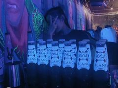 -vimi便利店酒吧