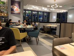 -港丽餐厅(高德置地店)