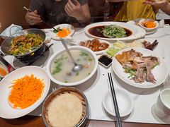 -梅利汴京烤鸭•开封豫菜地标店(东大街店)