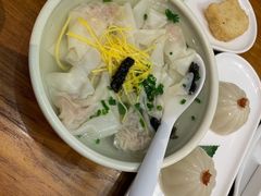 招牌鲜虾小馄饨-苏小柳手作点心(控江旭辉分院)