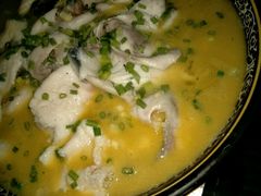 -严记小天府酸菜鱼(西四路店)