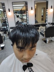-诗悦发型烫染SALON