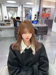 -Z.X HAIR SALON张新美业