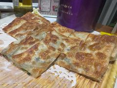 -乡土黄·鲜牛肉火锅·小龙虾(兴业街店)
