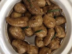 肉汁芋头-老季市·三代非遗传承·地标美食老汁鸡(工农路店)