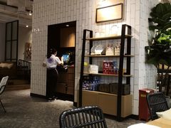 -必胜客(百联又一城店)
