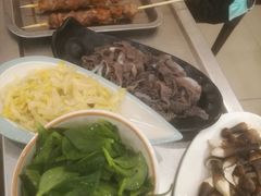 -常赢三兄弟·清真涮肉·清真炒菜(朝阳新城店)