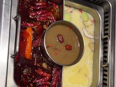 -巴奴毛肚火锅(大剧院店)