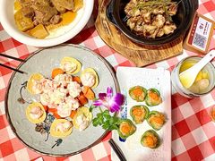 蟹黄墨鱼饼-龙桥私厨·姜花菊花过桥鱼·顺德菜(容桂店)