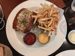 -db Bistro & Oyster Bar by Daniel Boulud(滨海湾金沙店)