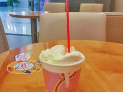 榴莲华夫迷你暴风雪-DQ·蛋糕·冰淇淋(浦江欢乐颂店)